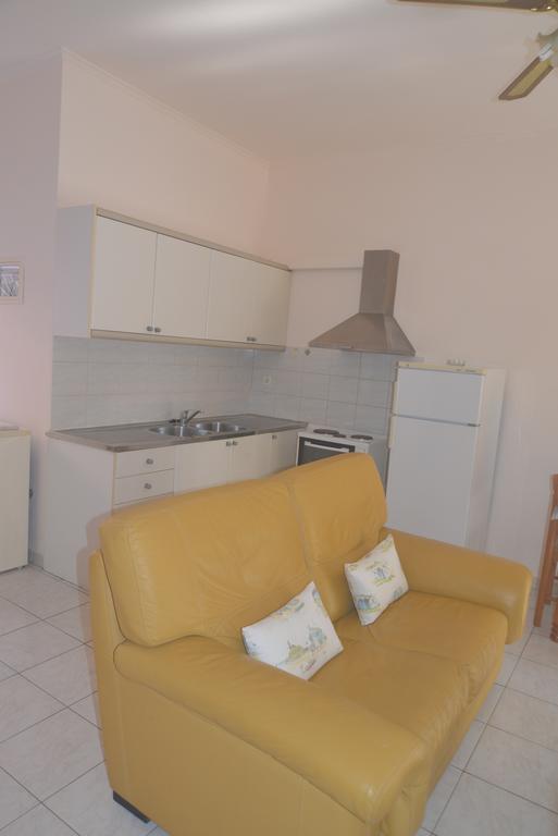 Apartmán Angela Corfu Potamós Pokoj fotografie